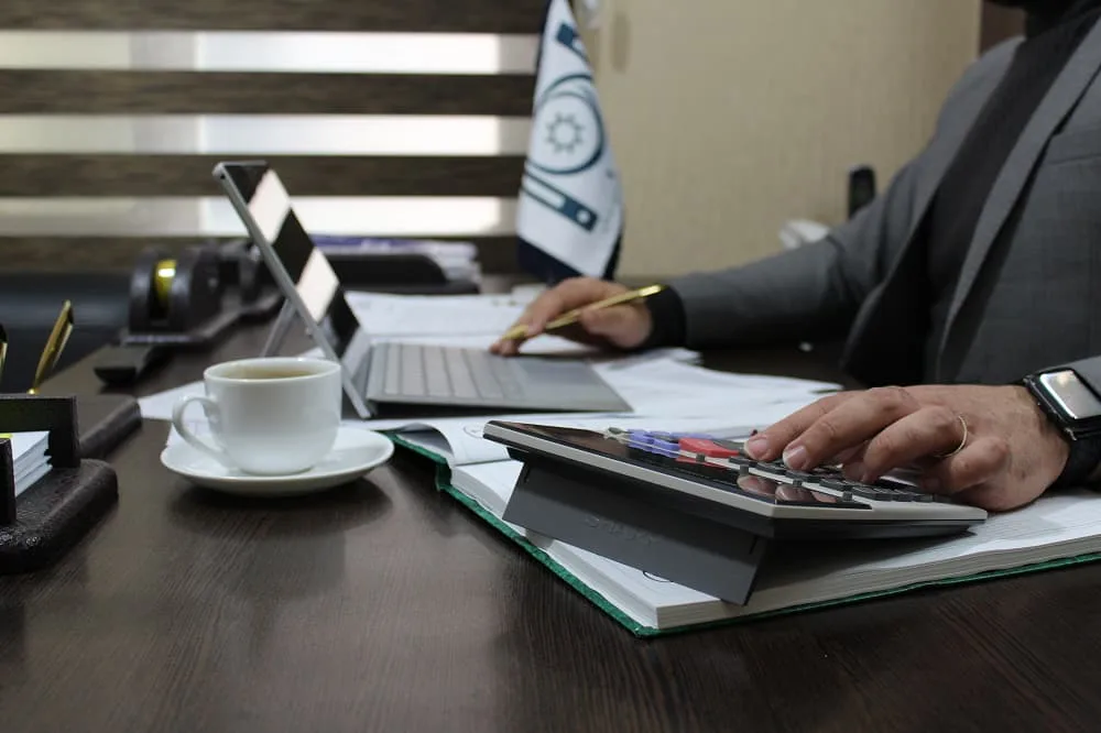 خدمات مالی در قزوین